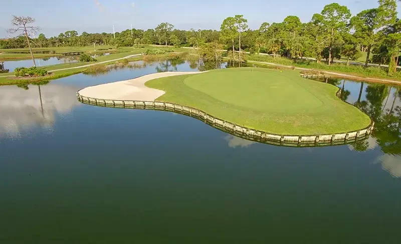 Hole #14 on the Lakes Course at Sandridge Golf Club